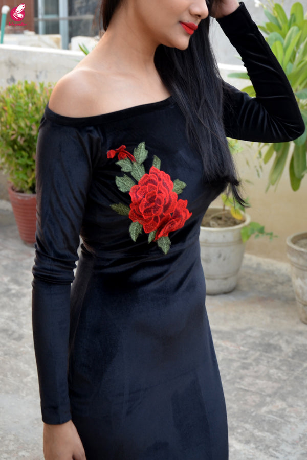 Black Padded Velvet Maxi Cocktail Dress