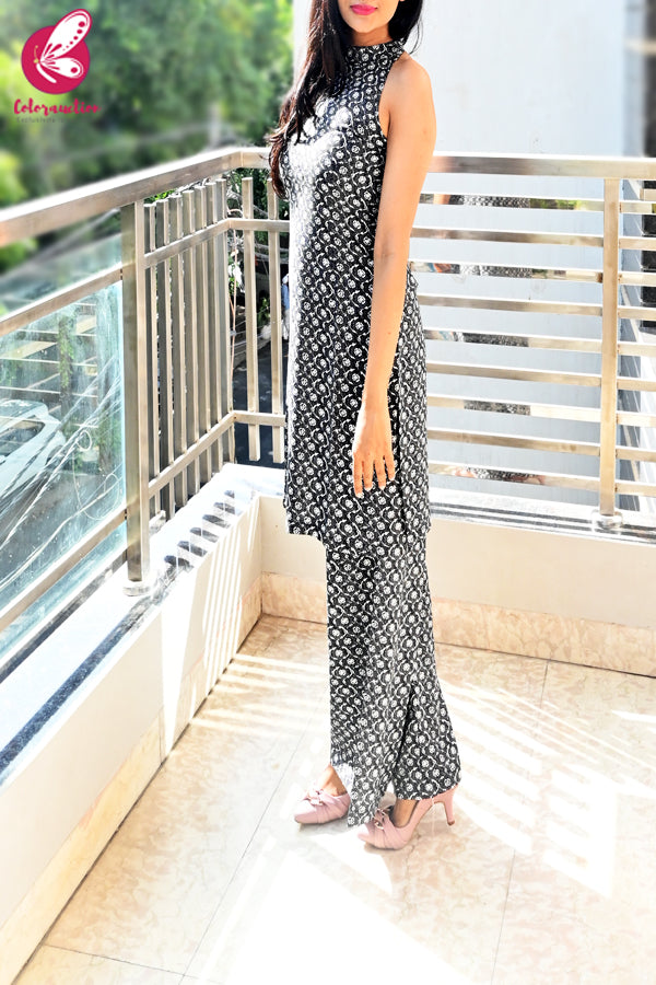 Black &amp; White Printed Crepe Keyhole Back Kurti Set | Colorauction