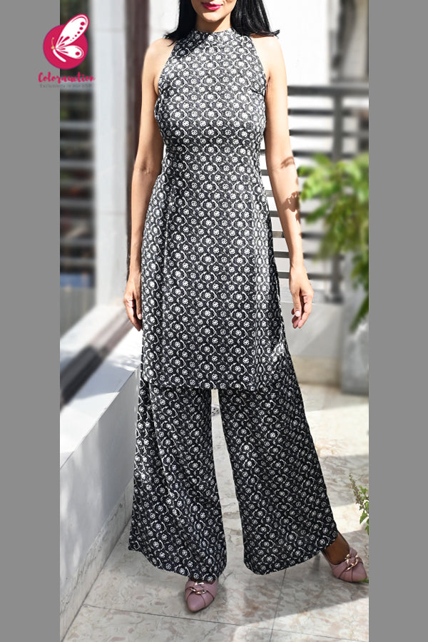 Black & White Printed Crepe Keyhole Back Kurti Set | Colorauction