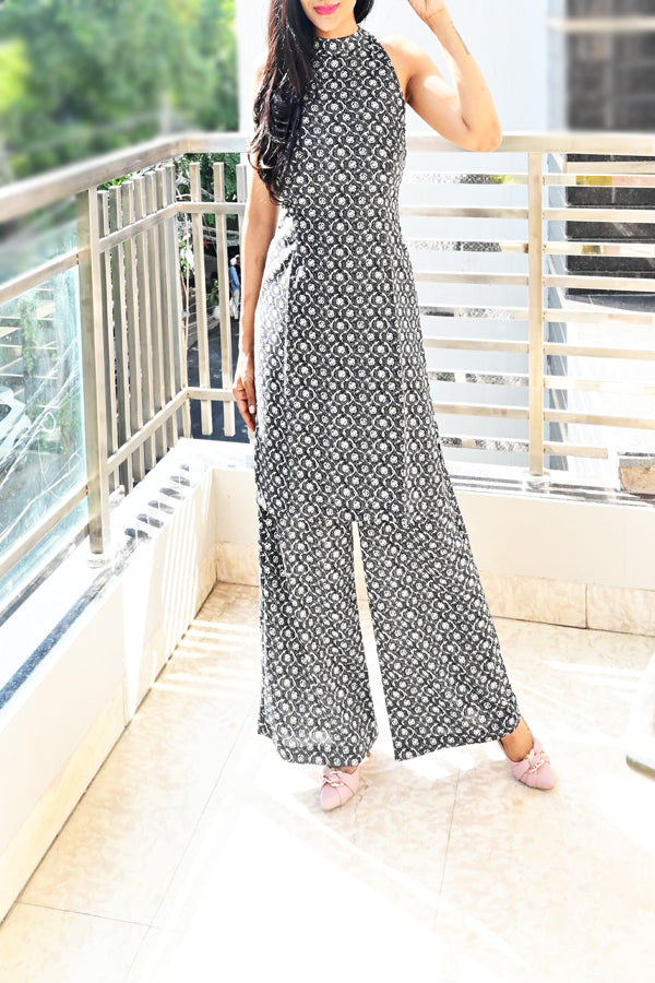 Black &amp; White Printed Crepe Keyhole Back Kurti Set | Colorauction