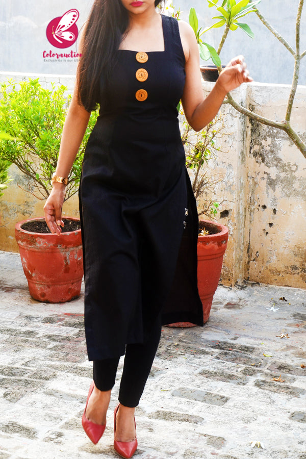 Blacki Dobby Sleeveless Straight Kurti
