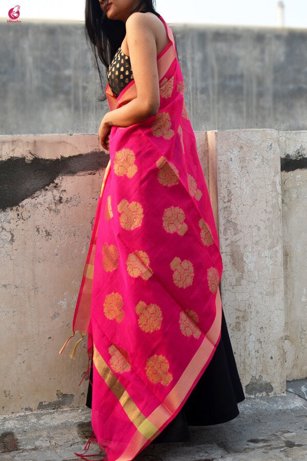 Magenta Chanderi Zari Woven Duptta