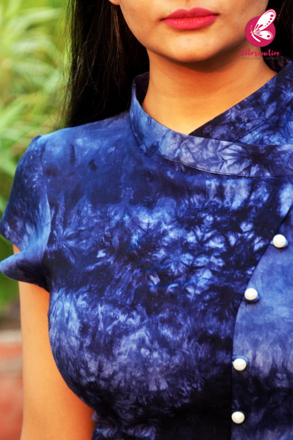 Blue Tie &amp; Dye Rayon Kurti with White Cotton Silk Pants