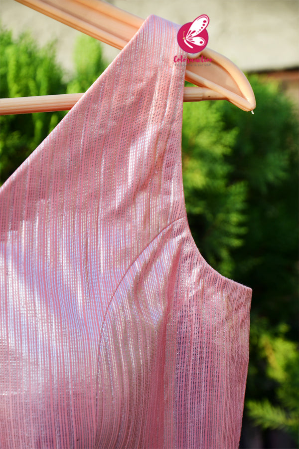 Peachy Pink Backless V-Neck Sleeveless Padded Blouse